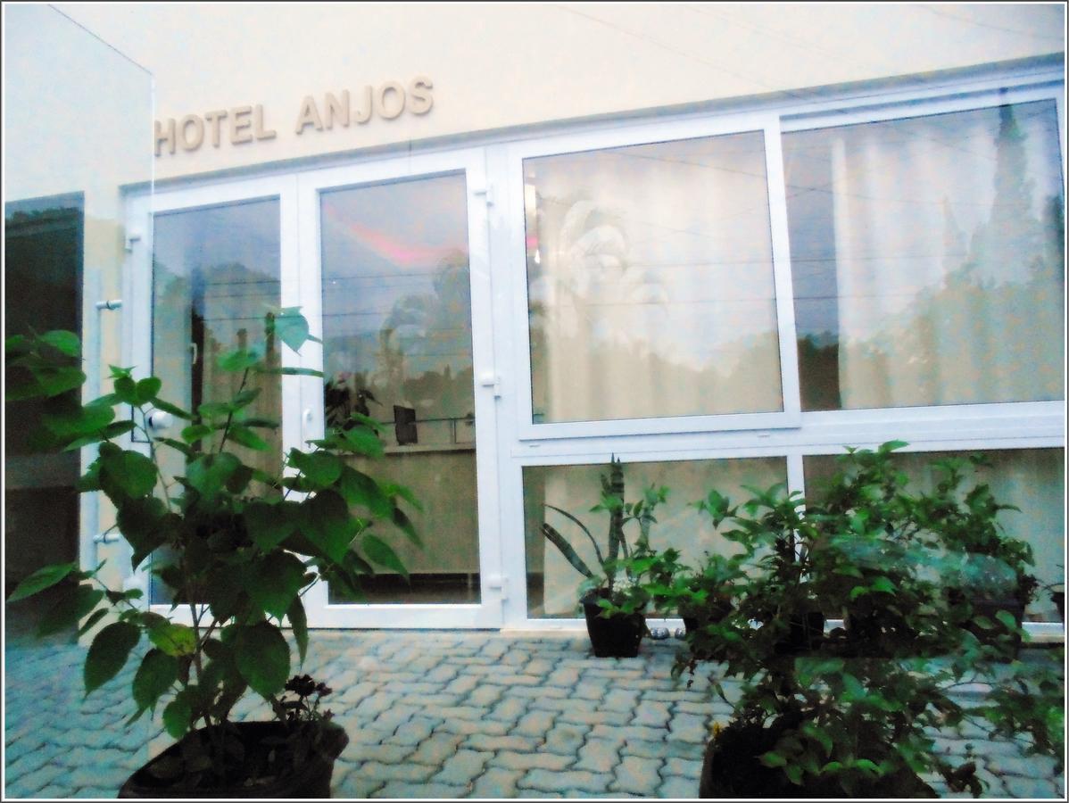 Hotel Anjos Ltda 그라바타이 외부 사진