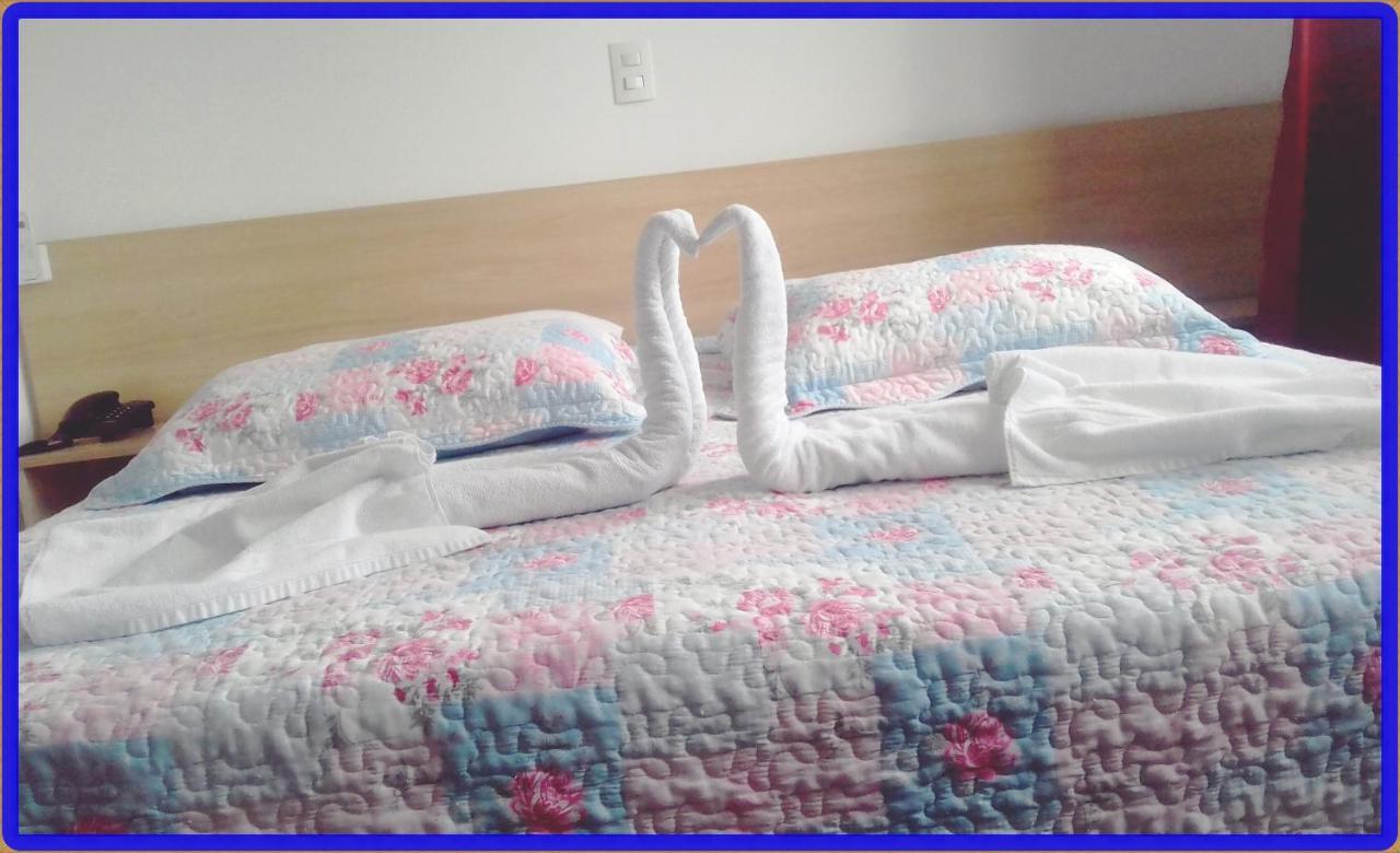 Hotel Anjos Ltda 그라바타이 외부 사진