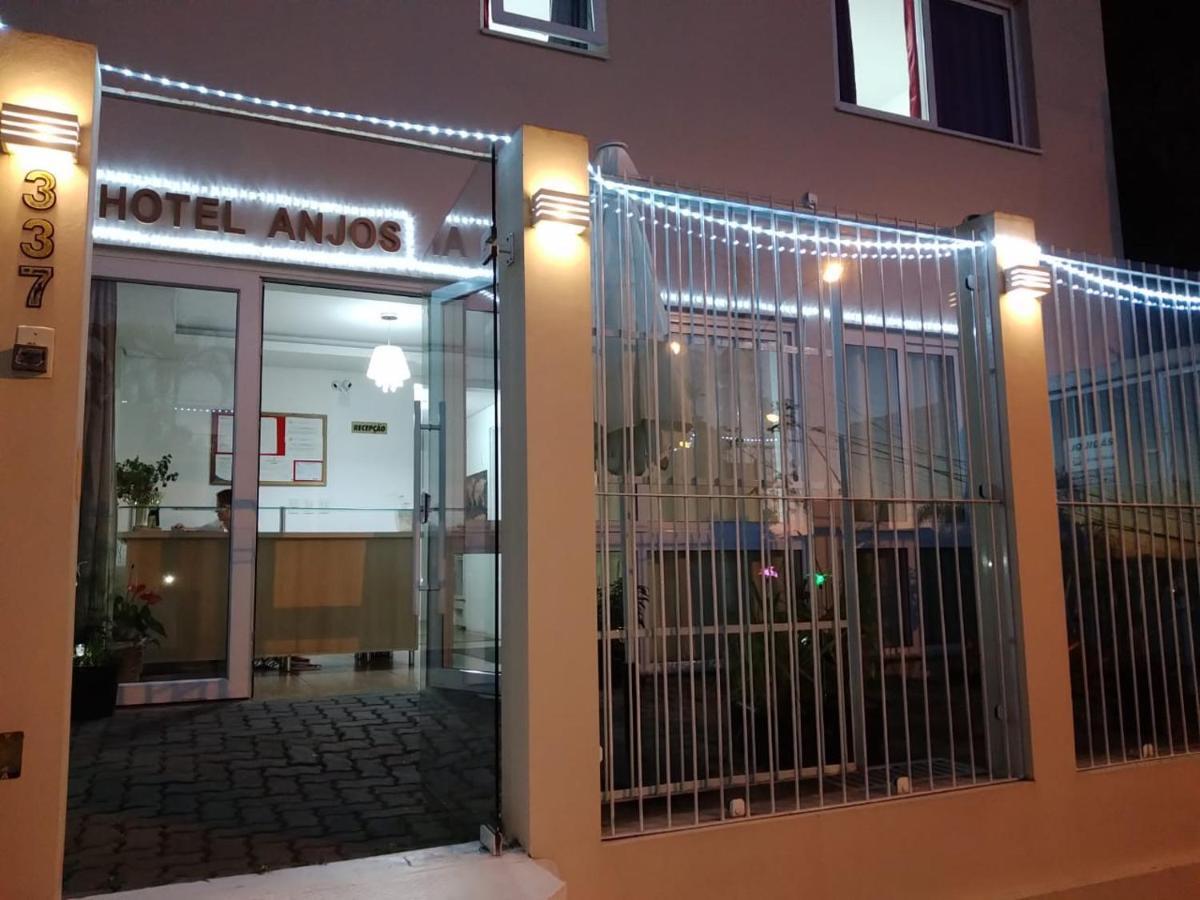 Hotel Anjos Ltda 그라바타이 외부 사진