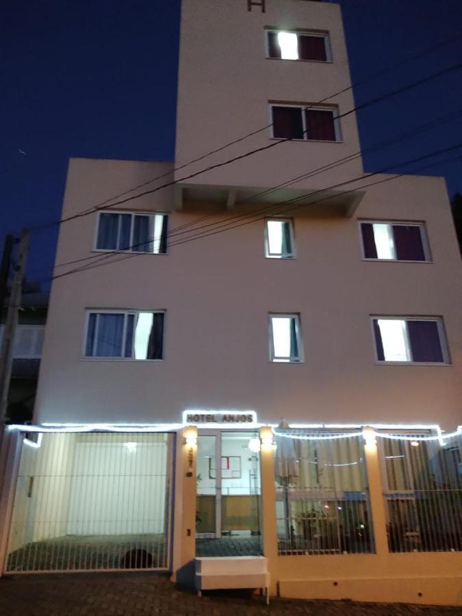 Hotel Anjos Ltda 그라바타이 외부 사진