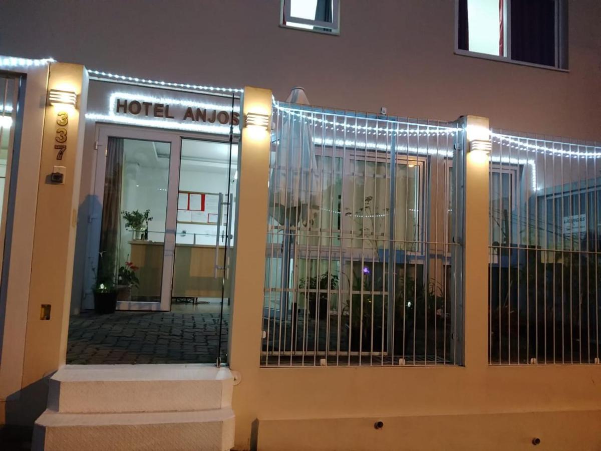 Hotel Anjos Ltda 그라바타이 외부 사진